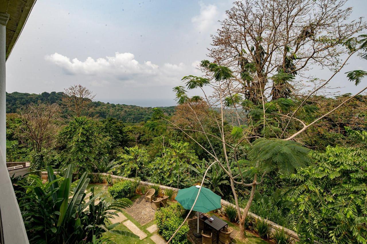 Roca Sundy - Principe Collection Pension Santo António Buitenkant foto