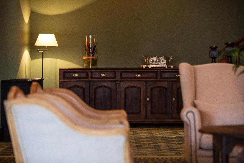 Roca Sundy - Principe Collection Pension Santo António Buitenkant foto